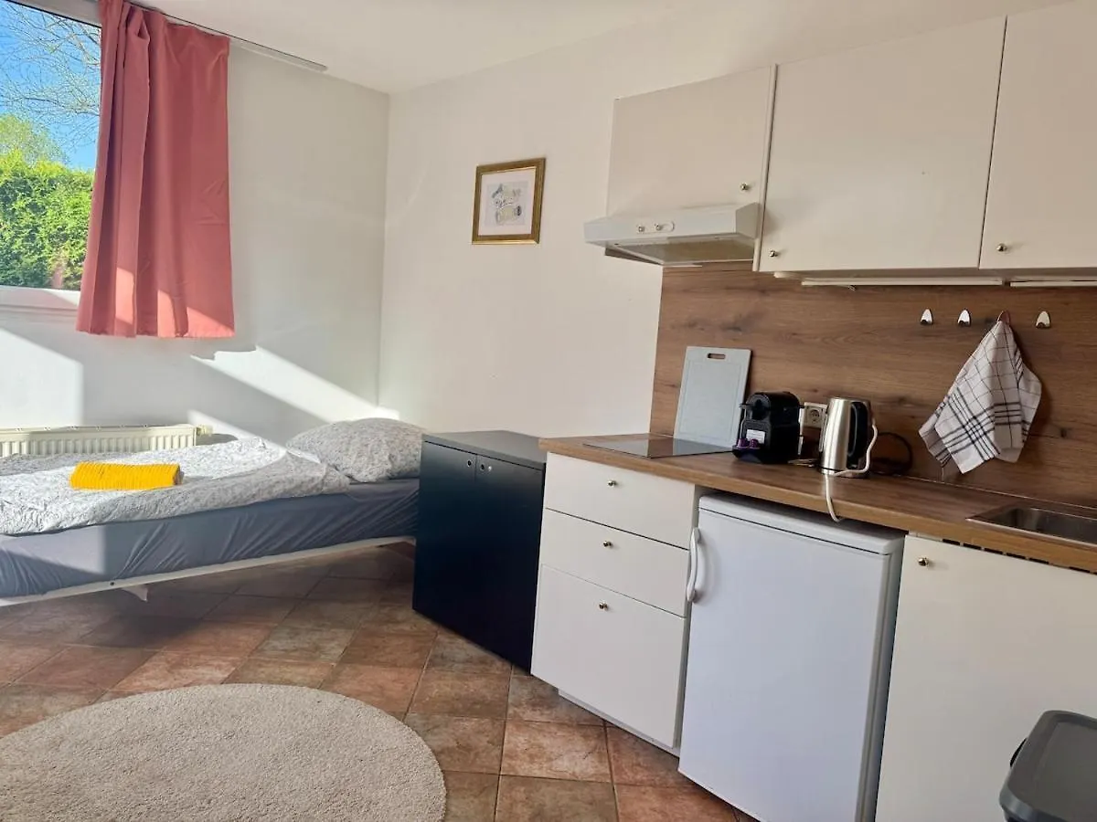 Studio Apartment With Easy Access & Parking Vienna Austria